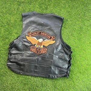 Vintage Harley-Davidson Men's Vest Large 90s/80's Biker Motorcycle Leather Pins